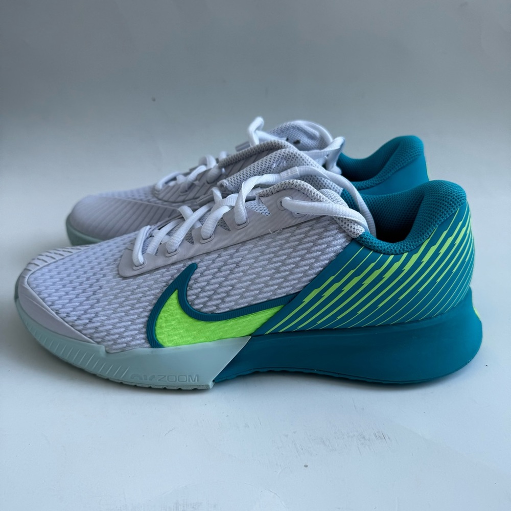 Brand New Women's Nike Zoom Vapor Pro 2 HC White/Teal DR6192 103 Size 8